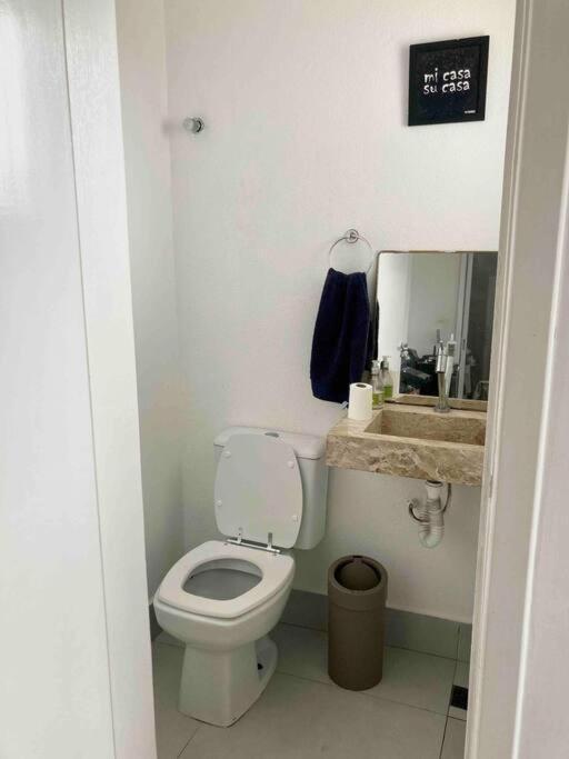 Casa Agradavel Com Piscina Ha 1 Quadra Da Praia. Bertioga Eksteriør bilde